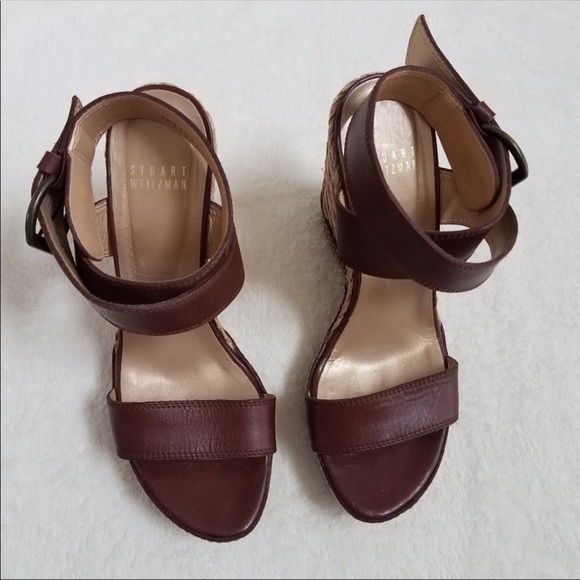 EUC worn once STUART WEITZMAN BROWN WEDGE SANDALA - Picture 5 of 7